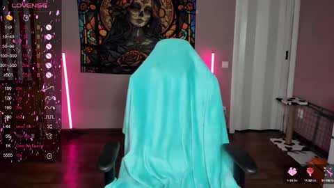 Di online show from 3, 3, 2025