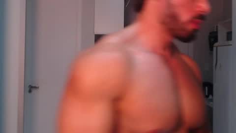 Snapshot of promuscles4u chatting on 15, 2, 2025 promuscles4u online show from 15, 2, 2025