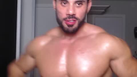 Snapshot of promuscles4u chatting on 15, 2, 2025 promuscles4u online show from 15, 2, 2025