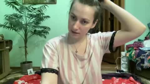 Snapshot of proud_sweet_21 chatting on 31, 7, 2026 proud sweet 21 online show from 31, 7, 2026