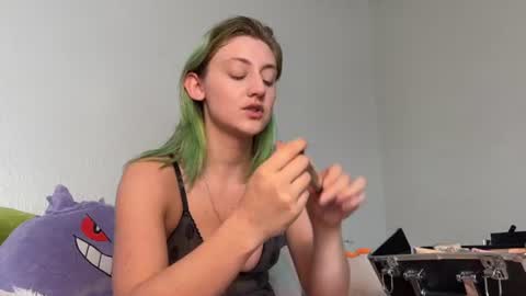 Oli online show from 24, 6, 2026