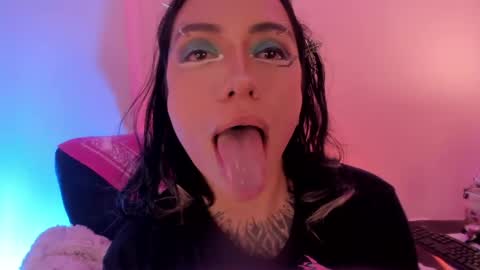 Snapshot of psychodoll_11 chatting on 30, 5, 2026 psycodoll online show from 30, 5, 2026