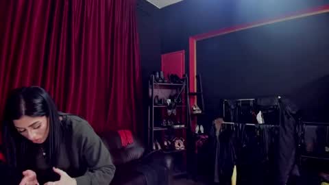 MissPuffyLove online show from 28, 2, 2025