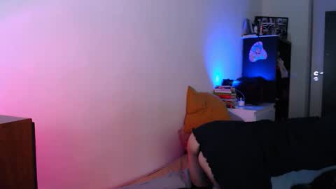 Snapshot of pufpufog chatting on 17, 9, 2025 EsteticHouse online show from 17, 9, 2025