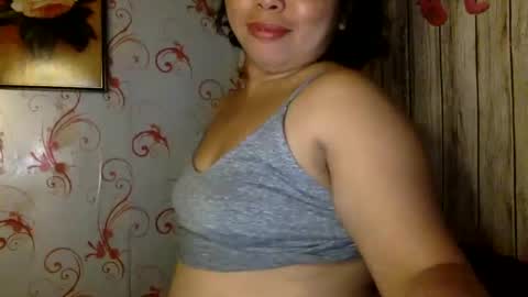 Snapshot of puke_maru chatting on 2, 2, 2025 Maru online show from 2, 2, 2025