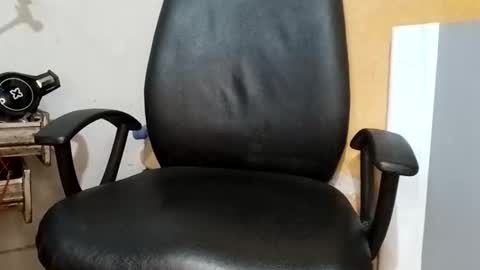 Snapshot of puky_mza chatting on 20, 11, 2025 puky_mza online show from 20, 11, 2025