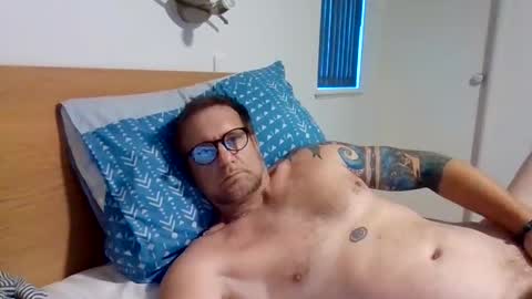 Snapshot of pulllin4u chatting on 5, 5, 2026 pulllin4u online show from 5, 5, 2026