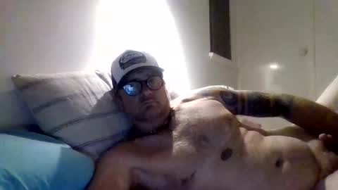 Snapshot of pulllin4u chatting on 25, 5, 2026 pulllin4u online show from 25, 5, 2026