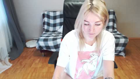 Snapshot of puma_ma chatting on 14, 12, 2024 Polly online show from 14, 12, 2024