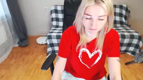 Snapshot of puma_ma chatting on 14, 2, 2025 Polly online show from 14, 2, 2025