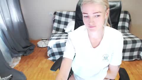 Snapshot of puma_ma chatting on 18, 9, 2025 Polly online show from 18, 9, 2025