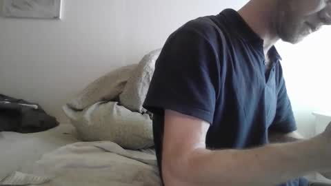 Snapshot of pumpindk chatting on 12, 10, 2025 Pumpin online show from 12, 10, 2025