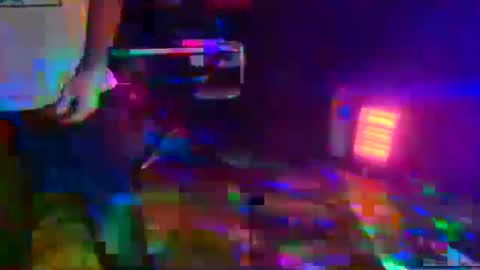 Snapshot of punkrunr083 chatting on 4, 10, 2025 punkrunr083 online show from 4, 10, 2025