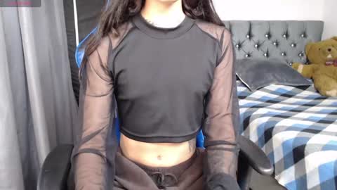 Snapshot of pupi_wolf chatting on 24, 6, 2026 Cris online show from 24, 6, 2026