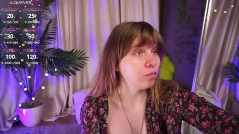 Snapshot of pure_dirt chatting on 27, 9, 2025 constant schedule Wednesday  Friday  Saturday  Sunday  The Rosemarie online show from 27, 9, 2025