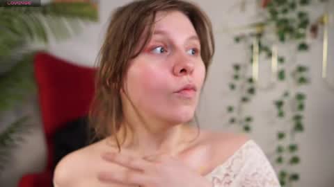 constant schedule Wednesday  Friday  Saturday  Sunday  The Rosemarie online show from 19, 4, 2026