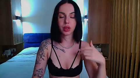 Julia online show from 9, 7, 2026