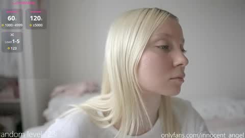 i dont do shows for free. watching here silently and waiting for me to start showing you something for free is useless online show from 17, 1, 2025