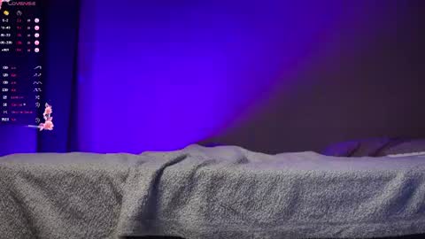 puredesire_ online show from 25, 7, 2026