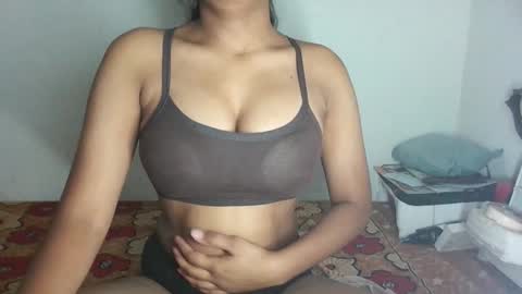 Snapshot of pureelove chatting on 1, 2, 2026 Your love online show from 1, 2, 2026