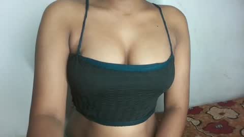 Snapshot of pureelove chatting on 15, 7, 2026 Your love online show from 15, 7, 2026