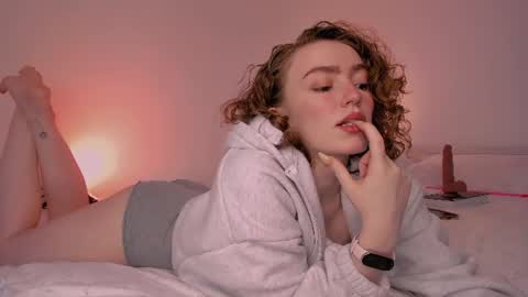 Snapshot of purity_ring chatting on 10, 7, 2026 Marie online show from 10, 7, 2026