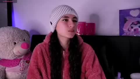Snapshot of purplesnake_ chatting on 2, 7, 2026 Alynn online show from 2, 7, 2026