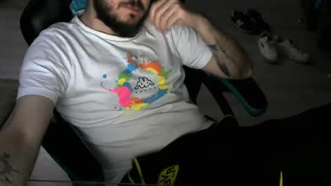 Snapshot of pussyfill3r chatting on 1, 4, 2026 pussyfill3r online show from 1, 4, 2026