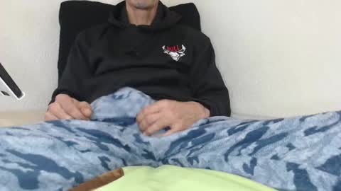 Snapshot of pussyhunterpt chatting on 17, 1, 2025 Ruck Fules online show from 17, 1, 2025