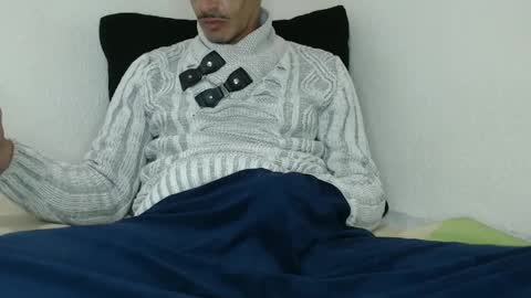 Snapshot of pussyhunterpt chatting on 25, 1, 2025 Ruck Fules online show from 25, 1, 2025