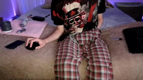 pussylover2182 online show from 13, 12, 2024