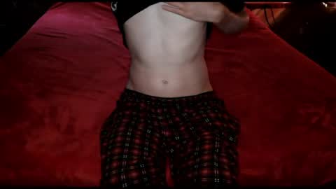 pussylover2182 online show from 27, 7, 2026