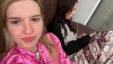 Lina online show from 1, 3, 2026