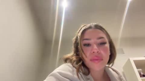 Snapshot of pussypower20 chatting on 1, 11, 2025 pussypower20 online show from 1, 11, 2025