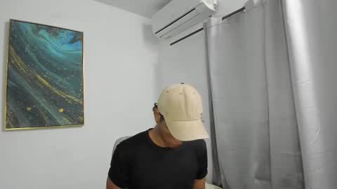 Snapshot of pyke_cum chatting on 6, 3, 2025 pyke_cum online show from 6, 3, 2025