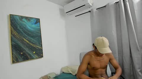 Snapshot of pyke_cum chatting on 11, 3, 2025 pyke_cum online show from 11, 3, 2025