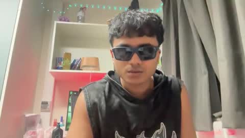 Snapshot of qosmo123 chatting on 31, 3, 2026 qosmo123 online show from 31, 3, 2026