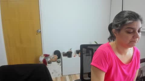 queemking online show from 14, 1, 2026