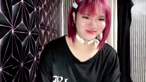 Snapshot of queen_elicktra chatting on 31, 5, 2026 JOY online show from 31, 5, 2026