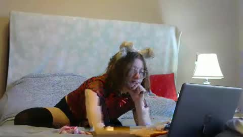 Snapshot of queen_indra2 chatting on 16, 1, 2026 Queen Indra online show from 16, 1, 2026