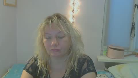 queen_jane8 online show from 14, 2, 2025