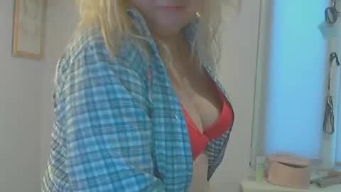 queen_jane8 online show from 15, 2, 2025