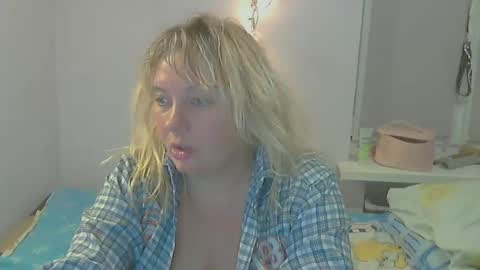 queen_jane8 online show from 15, 2, 2025