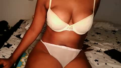 queen_joy123 online show from 16, 11, 2025