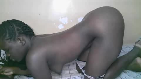 Snapshot of queen_latasha chatting on 21, 2, 2026 queen_latasha online show from 21, 2, 2026