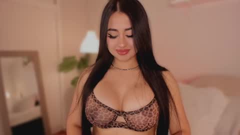 Liana  online show from 11, 7, 2026
