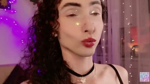 Snapshot of queen_of_tease chatting on 2, 6, 2026 queen_of_tease online show from 2, 6, 2026