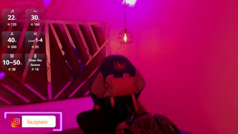   online show from 1, 10, 2025