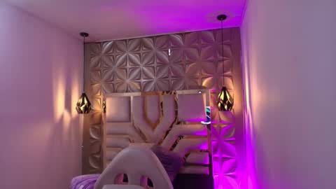   online show from 14, 2, 2026