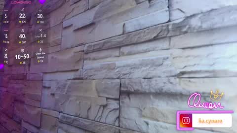 Snapshot of queen_perla_ chatting on 20, 5, 2026 online show from 20, 5, 2026